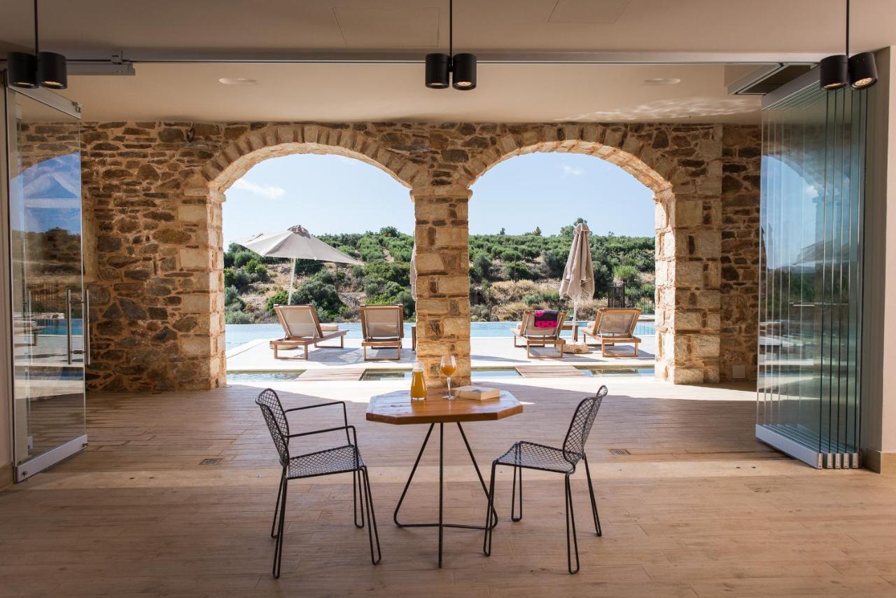 Lameriana Luxury Village Achlades ภายนอก รูปภาพ
